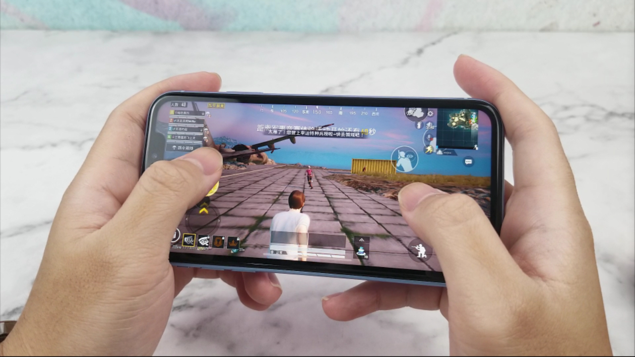 现在主播为什么都拿iPhoneXR玩游戏?